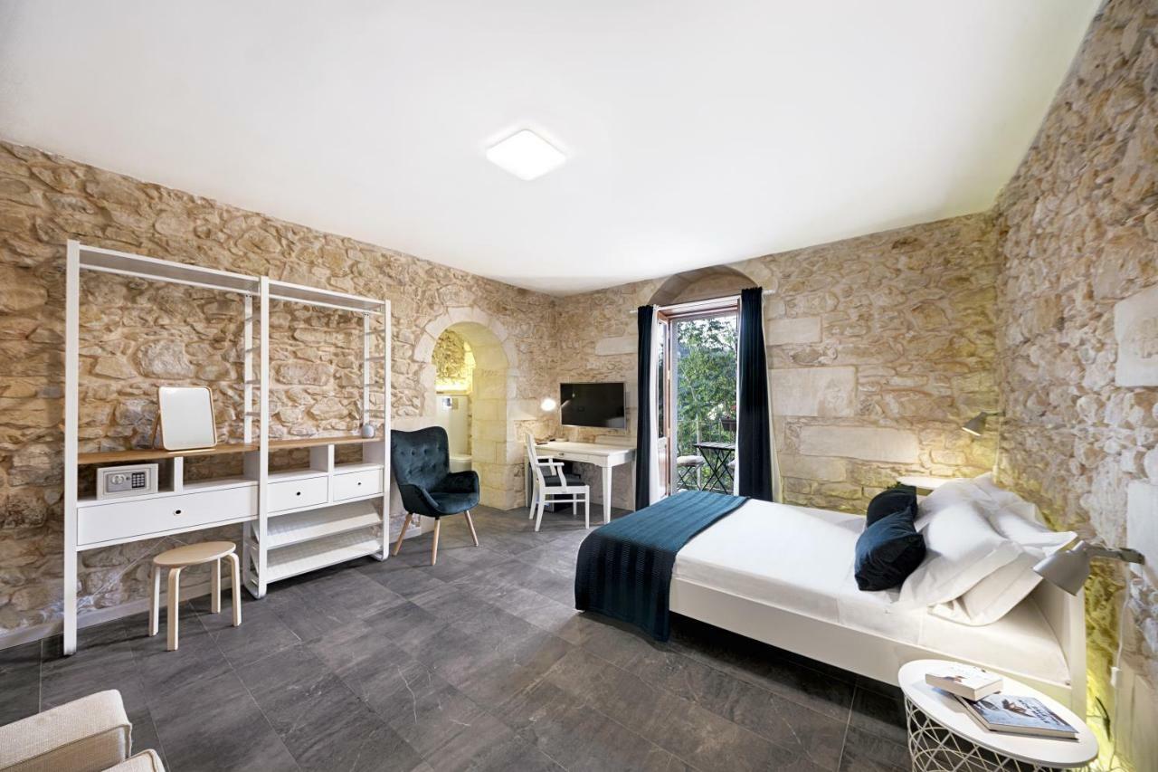 Centosedici Rooms Ragusa Exteriör bild