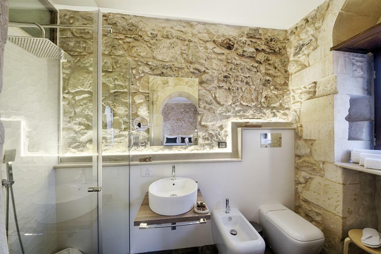 Centosedici Rooms Ragusa Exteriör bild